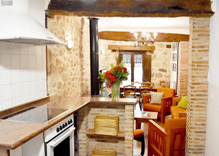 Pinares De Soria 펜션 몰리노스 데 두에로